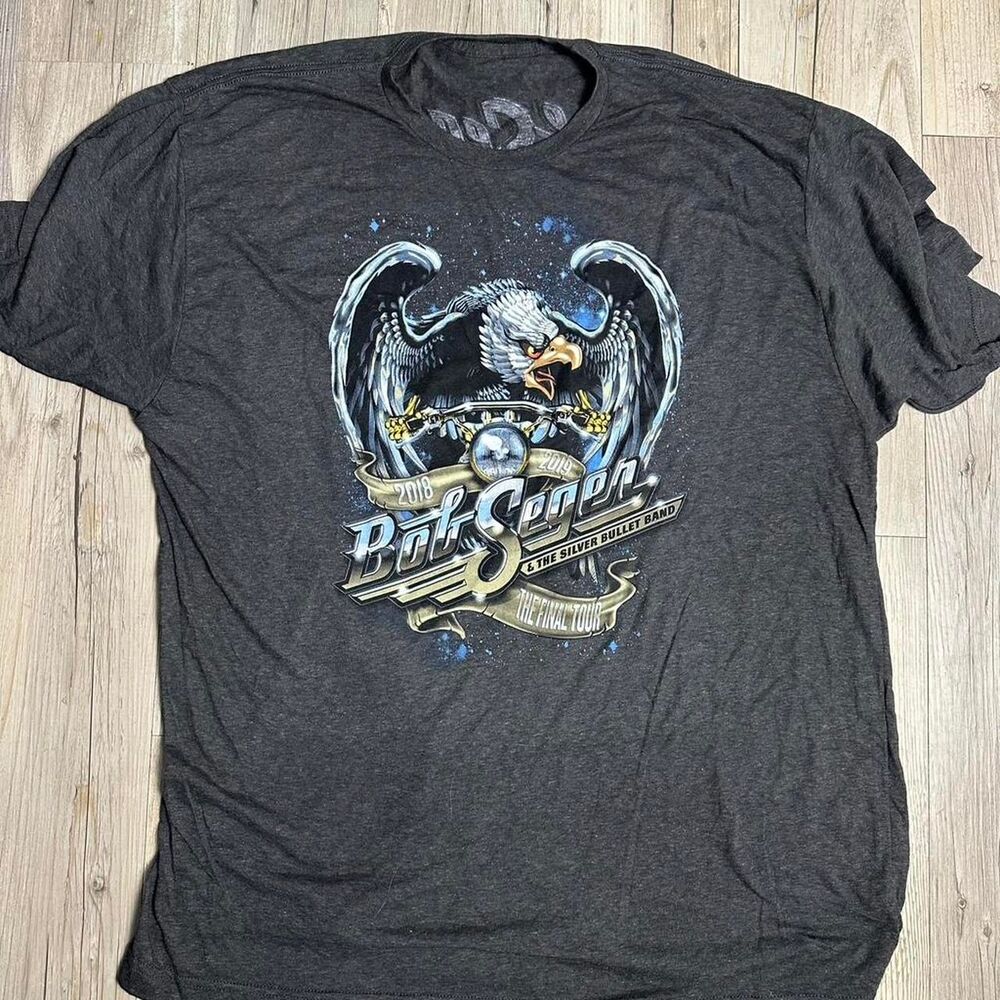 Unbranded Men's Grey and Black T-shirt